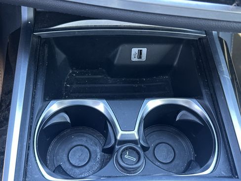 Used 2017 BMW 750i xDrive image 11