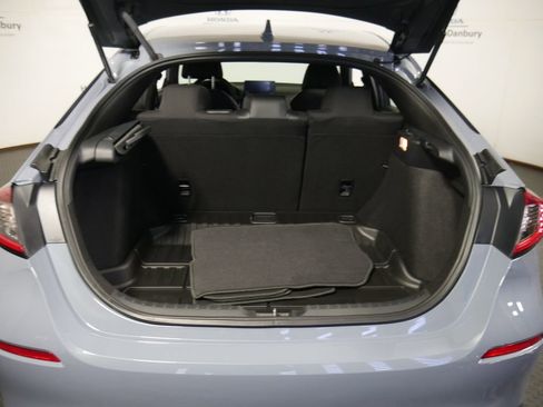 Used 2023 Honda Civic Sport image 11