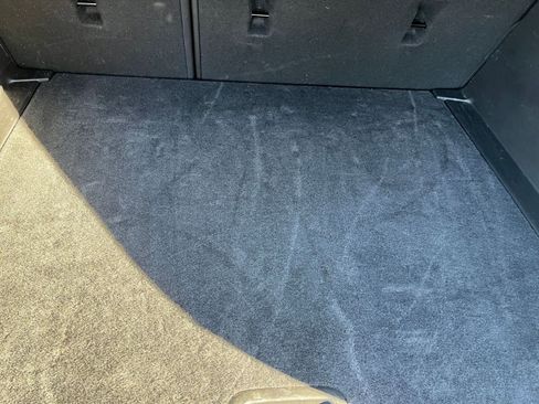 Used 2025 Chevrolet Trax LT w/ LT Convenience Package image 29