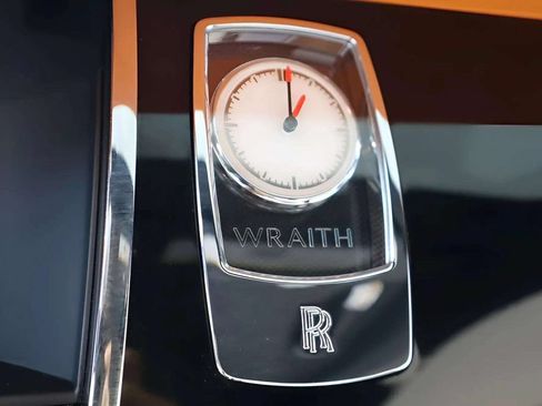Used 2021 Rolls-Royce Wraith RWD image 6