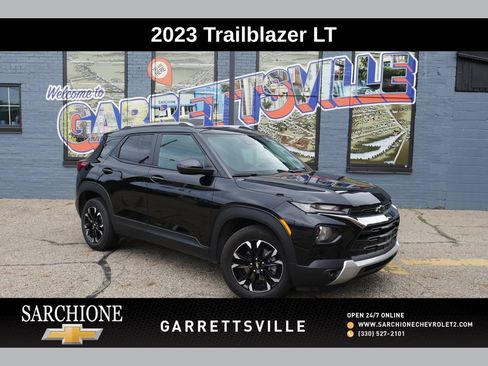 Used 2023 Chevrolet TrailBlazer LT w/ Convenience Package FWD image 1