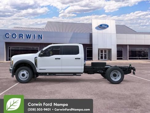New 2026 Ford F550 4x4 Crew Cab image 12
