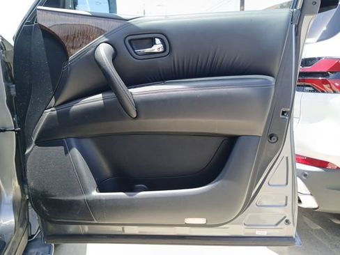 Used 2019 Nissan Armada SL w/ Premium Package RWD image 16