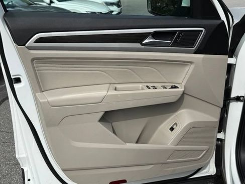 Certified 2023 Volkswagen Atlas SE AWD/4WD image 34