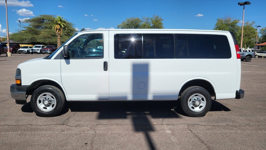 Used 2020 Chevrolet Express 2500 LT w/ LT Preferred Equipment Group RWD image 7