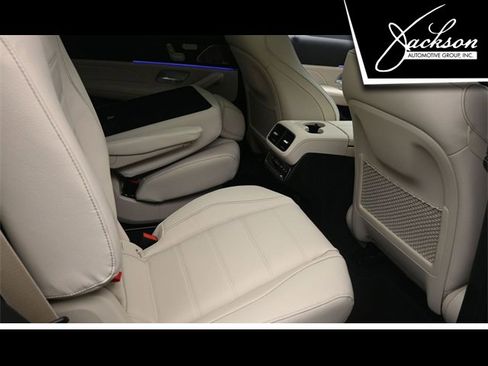 Used 2025 Mercedes-Benz GLS 450 4MATIC image 28