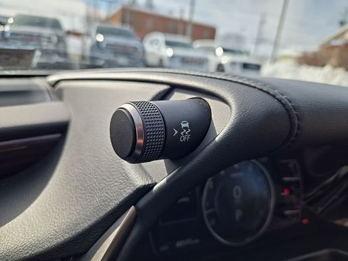 Used 2021 Lexus ES 350 w/ Premium Package image 19