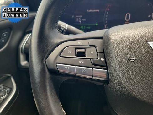 Used 2025 Cadillac XT4 Premium Luxury FWD image 23