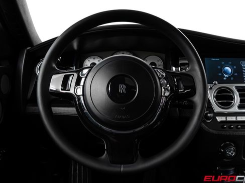 Used 2010 Rolls-Royce Ghost image 28