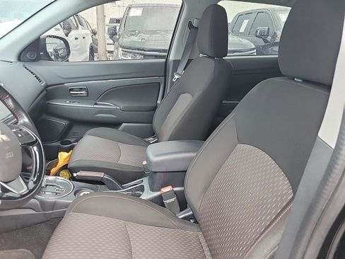 Used 2017 Mitsubishi Outlander Sport ES image 24