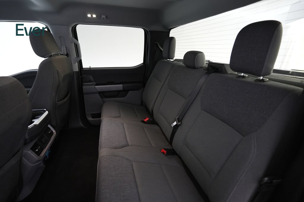 Used 2024 Ford F150 Lightning XLT AWD/4WD image 18