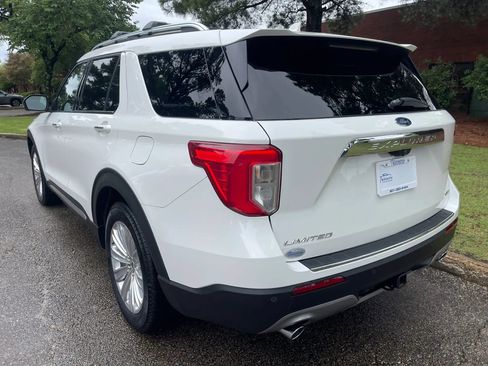 Used 2021 Ford Explorer Limited w/ Hybrid Equipment Group 310A RWD image 3