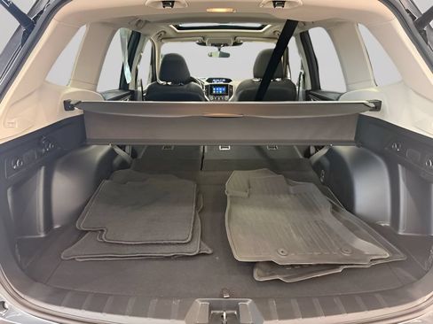 Certified 2023 Subaru Forester Premium AWD/4WD image 18