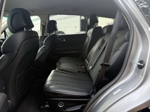 Used 2024 Genesis GV80 2.5T image 20