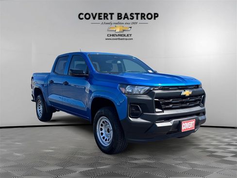 Used 2024 Chevrolet Colorado W/T w/ Technology Package image 6