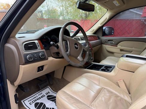 Used 2012 Chevrolet Avalanche LT w/ All-Star Edition image 11