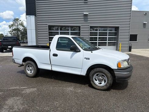 Used 2003 Ford F150 XL RWD image 2