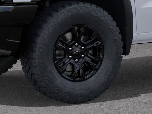 New 2026 Chevrolet Silverado 1500 ZR2 w/ Dark Appearance Package AWD/4WD image 42
