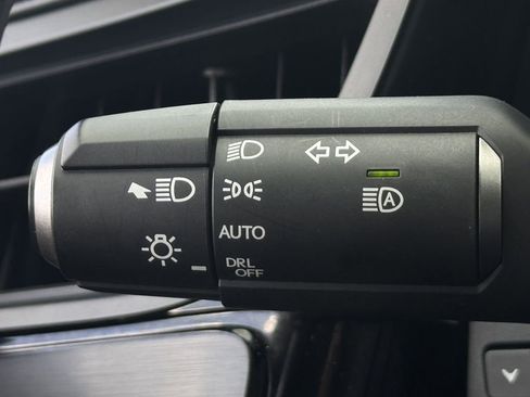 Used 2025 Lexus ES 350 w/ Premium Package FWD image 21