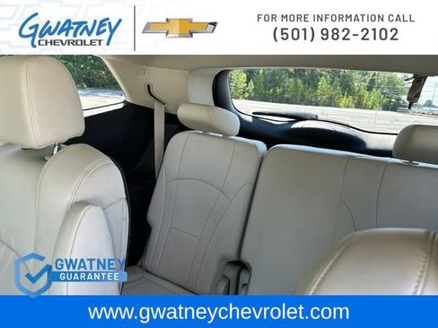 Used 2023 Buick Enclave Essence w/ LPO, Floor Liner Package FWD image 22