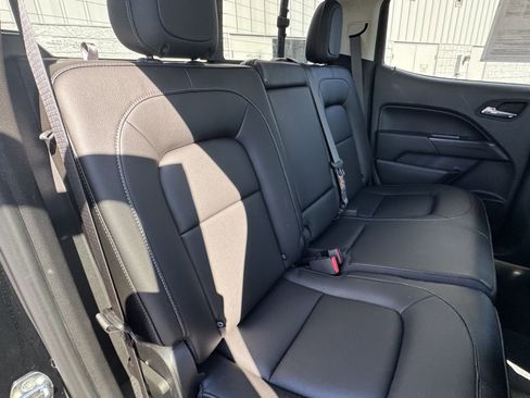 Used 2022 Chevrolet Colorado ZR2 w/ LPO, Door Decal Package image 11