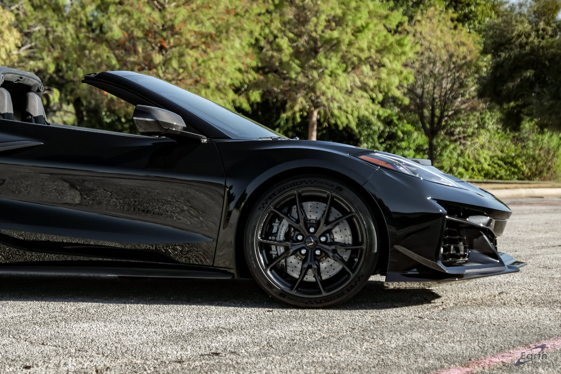 Used 2025 Chevrolet Corvette ZR1 w/ ZR1 Carbon Fiber Aero Package RWD image 35