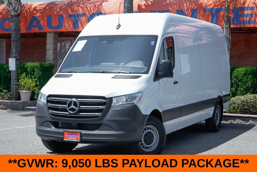 Used 2024 Mercedes-Benz Sprinter 2500 w/ Acoustic Package image 4