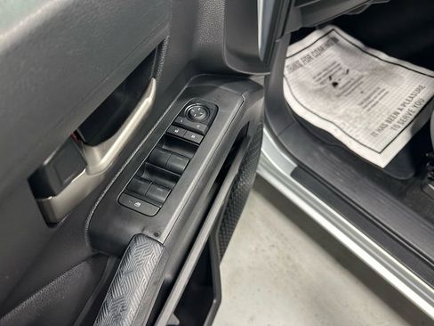 Used 2025 Toyota Tacoma TRD Off-Road w/ TRD Off Road Upgrade Package image 9