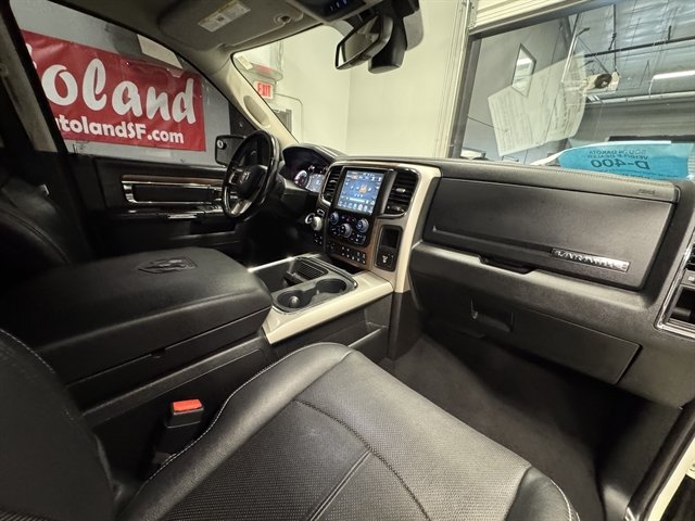 Used 2017 RAM 1500 Laramie w/ Convenience Group AWD/4WD image 14