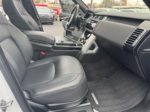 Used 2022 Land Rover Range Rover Westminster Edition image 17