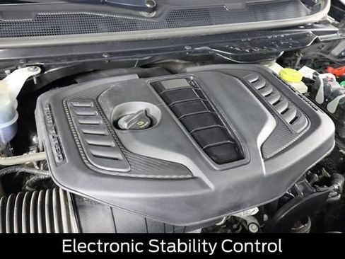 Used 2024 Jeep Wagoneer Series II AWD/4WD image 23