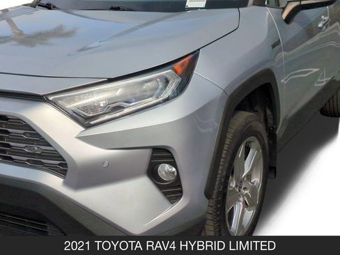 Used 2021 Toyota RAV4 Limited AWD/4WD image 10