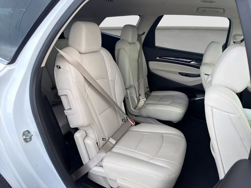 Used 2023 Buick Enclave Essence FWD image 19