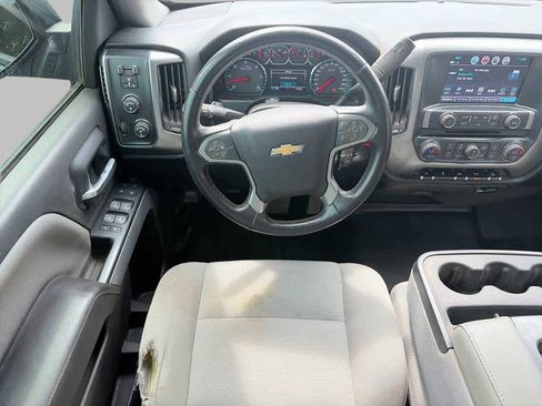 Used 2018 Chevrolet Silverado 1500 LT w/ All Star Edition AWD/4WD image 11