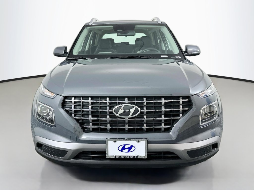 New 2026 Hyundai Venue SEL FWD image 2
