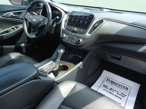 Used 2020 Chevrolet Malibu Premier FWD image 29
