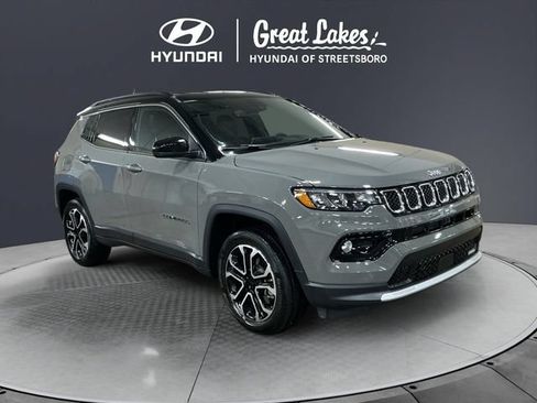 Used 2023 Jeep Compass Limited AWD/4WD image 8