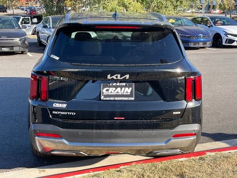 New 2026 Kia Sorento S image 8