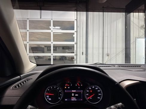 Used 2019 GMC Terrain Denali w/ Advanced Safety Package image 10