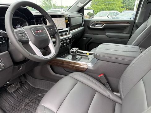 New 2026 GMC Sierra 1500 Elevation w/ Elevation Premium Package AWD/4WD image 18