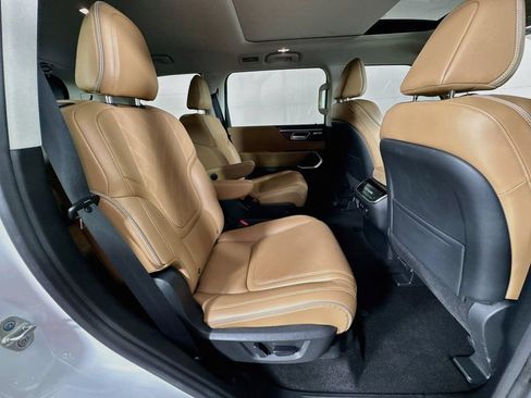 Certified 2026 INFINITI QX80 Luxe AWD/4WD image 39