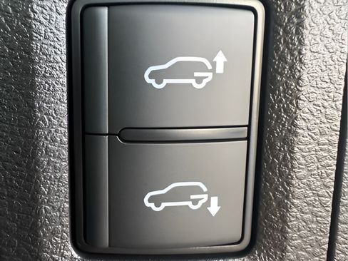 New 2026 Nissan Armada PRO-4X w/ Captain's Chari Seat Package AWD/4WD image 34