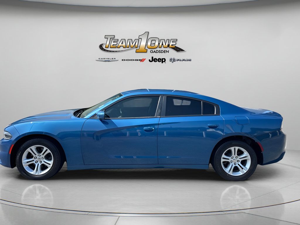 Used 2020 Dodge Charger SXT w/ Cold Weather Package RWD image 5