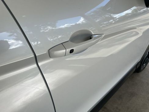 New 2026 Mitsubishi Eclipse Cross LE image 17