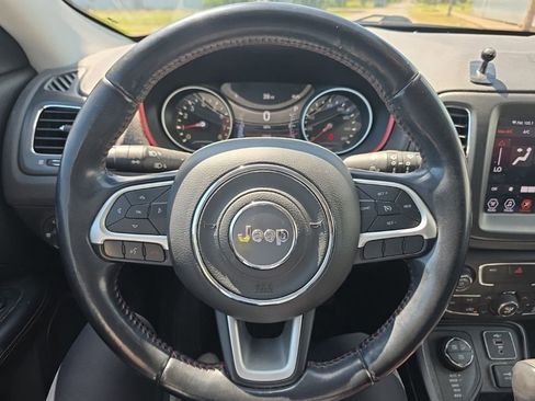 Used 2020 Jeep Compass Trailhawk AWD/4WD image 14