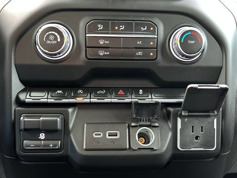 Used 2024 Chevrolet Silverado 1500 Custom w/ Turbomax Blackout Package AWD/4WD image 13