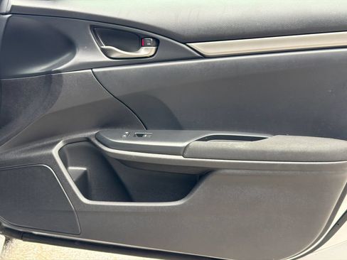 Used 2019 Honda Civic Sport image 16