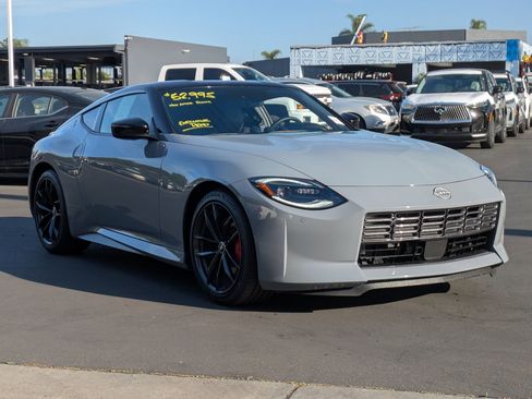 New 2026 Nissan Z Performance w/ Floor Mat Package image 2