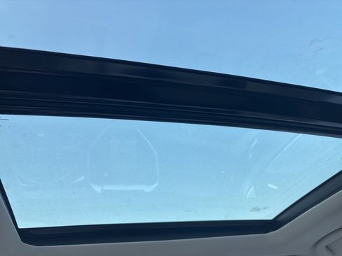 New 2025 Subaru Ascent Limited w/ Popular Package #2 image 19