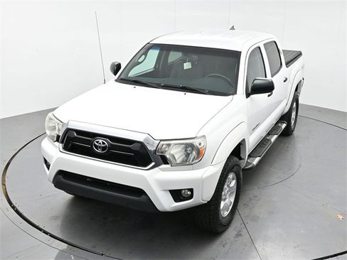 Used 2012 Toyota Tacoma PreRunner image 29